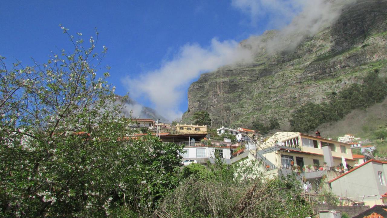 Valley Of Nuns Holiday Apartments Curral Das Freiras Εξωτερικό φωτογραφία