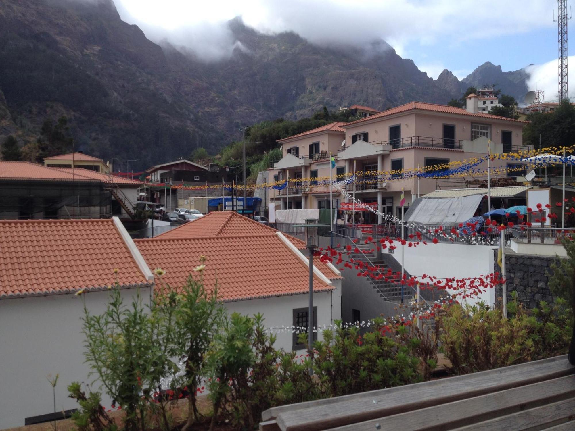 Valley Of Nuns Holiday Apartments Curral Das Freiras Εξωτερικό φωτογραφία