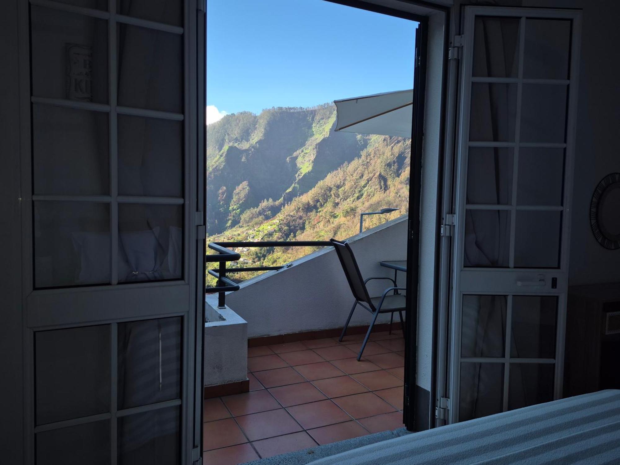 Valley Of Nuns Holiday Apartments Curral Das Freiras Εξωτερικό φωτογραφία