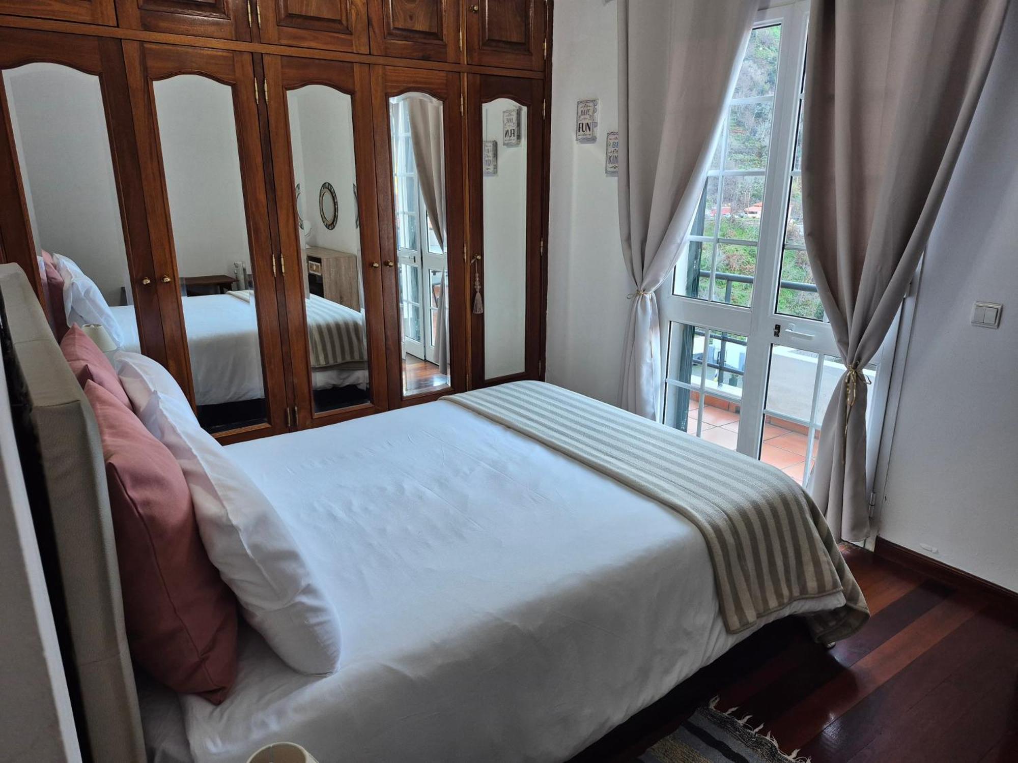 Valley Of Nuns Holiday Apartments Curral Das Freiras Εξωτερικό φωτογραφία